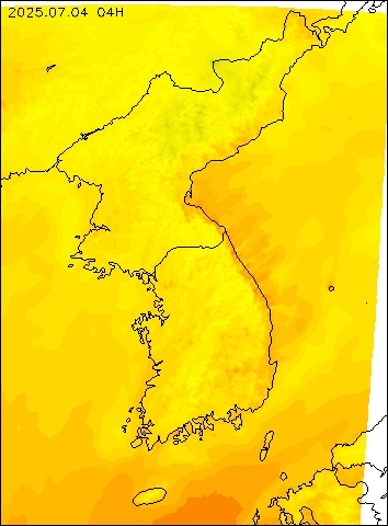 2025-07-04 04 : 00