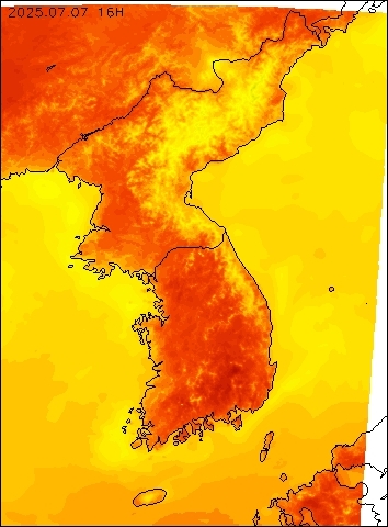 2025-07-07 16 : 00
