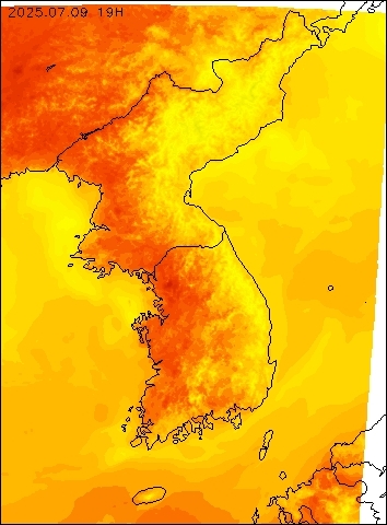 2025-07-09 19 : 00