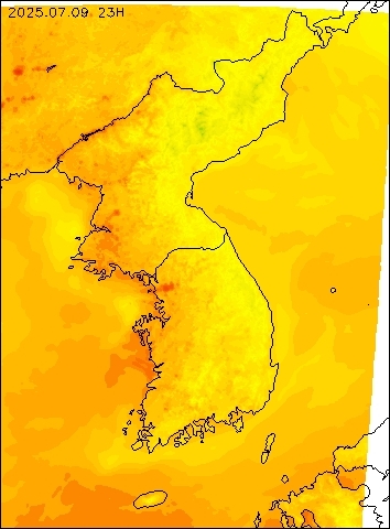 2025-07-09 23 : 00