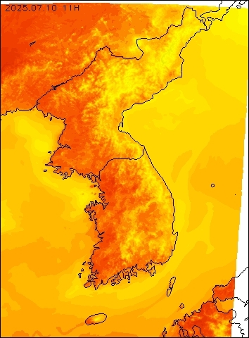 2025-07-10 11 : 00