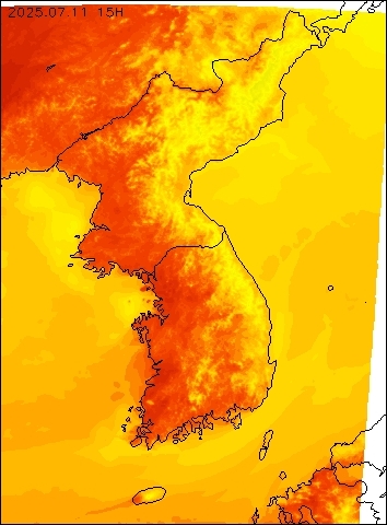 2025-07-11 15 : 00