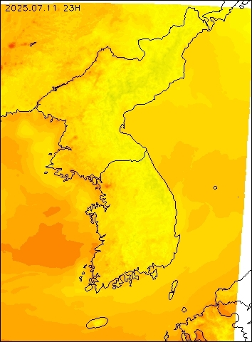 2025-07-11 23 : 00