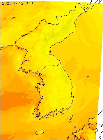 2025-07-12 01 : 00