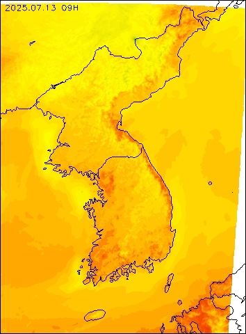 2025-07-13 09 : 00