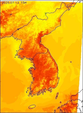 2025-07-13 15 : 00