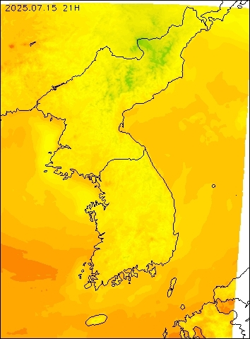 2025-07-15 21 : 00