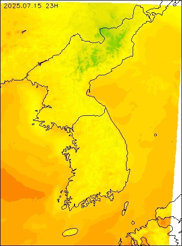 2025-07-15 23 : 00