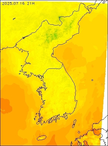2025-07-16 21 : 00