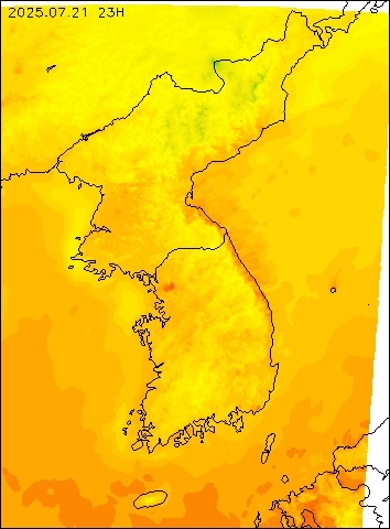 2025-07-21 23 : 00