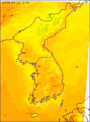 2025-07-22 21 : 00