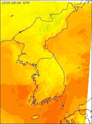 2025-08-04 07 : 00