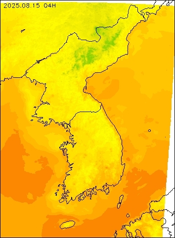 2025-08-15 04 : 00