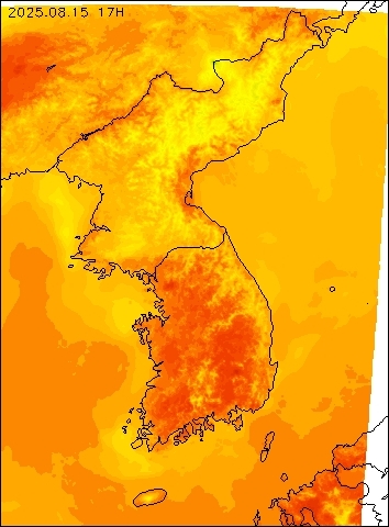 2025-08-15 17 : 00