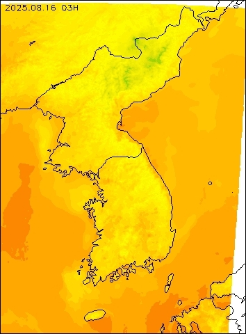 2025-08-16 03 : 00