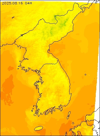 2025-08-16 04 : 00