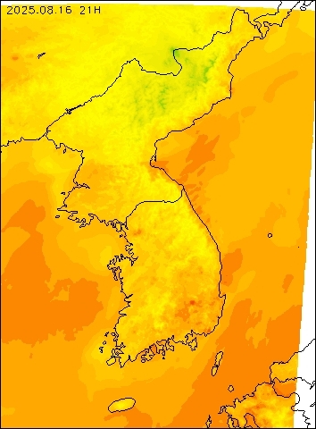 2025-08-16 21 : 00