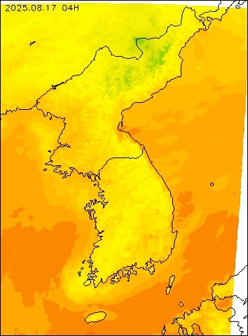 2025-08-17 04 : 00