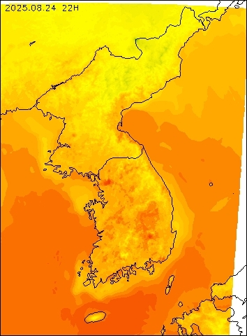 2025-08-24 22 : 00