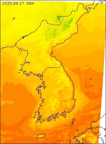 2025-08-27 09 : 00