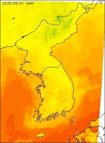 2025-08-31 04 : 00
