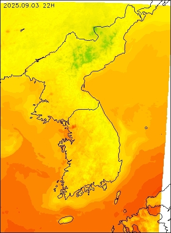2025-09-03 22 : 00