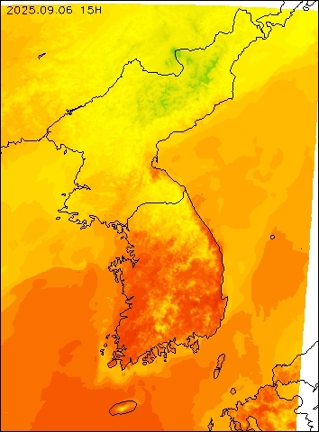 2025-09-06 15 : 00