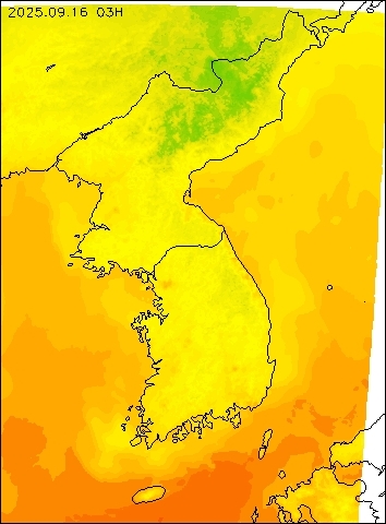 2025-09-16 03 : 00