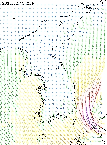 2025-03-18 23 : 00