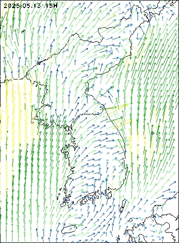 2025-05-13 15 : 00