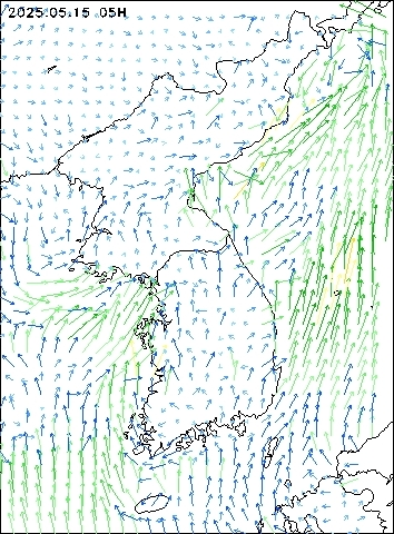 2025-05-15 05 : 00