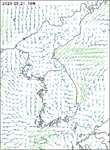 2025-05-21 16 : 00