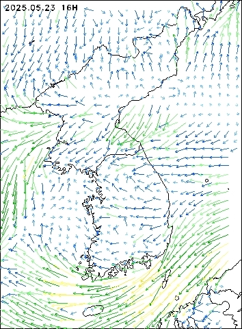 2025-05-23 16 : 00