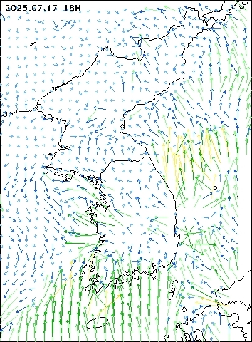 2025-07-17 18 : 00
