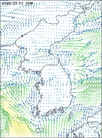 2026-05-03 00 : 00