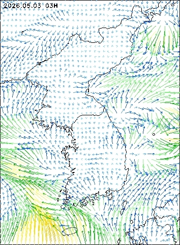 2026-05-03 03 : 00