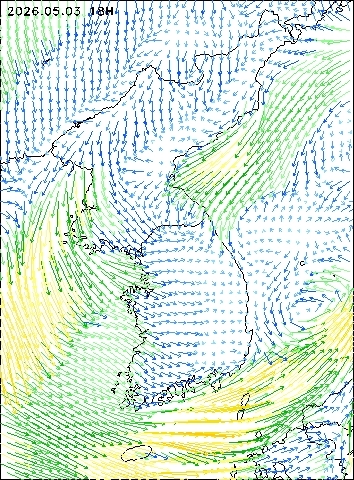 2026-05-03 18 : 00