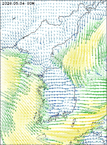 2026-05-04 00 : 00