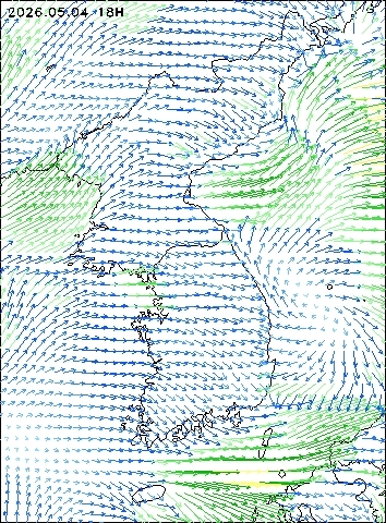 2026-05-04 18 : 00